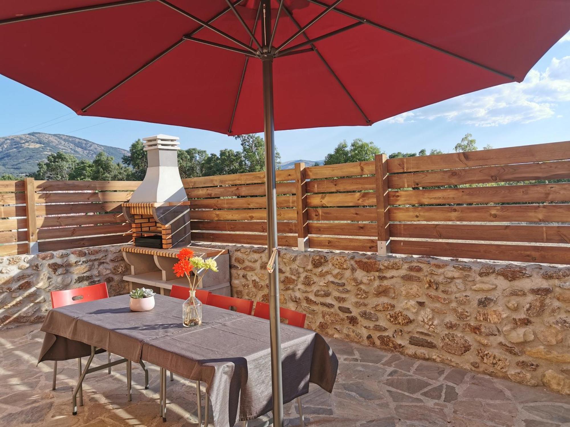 Casitas Pinilla Del Valle Экстерьер фото